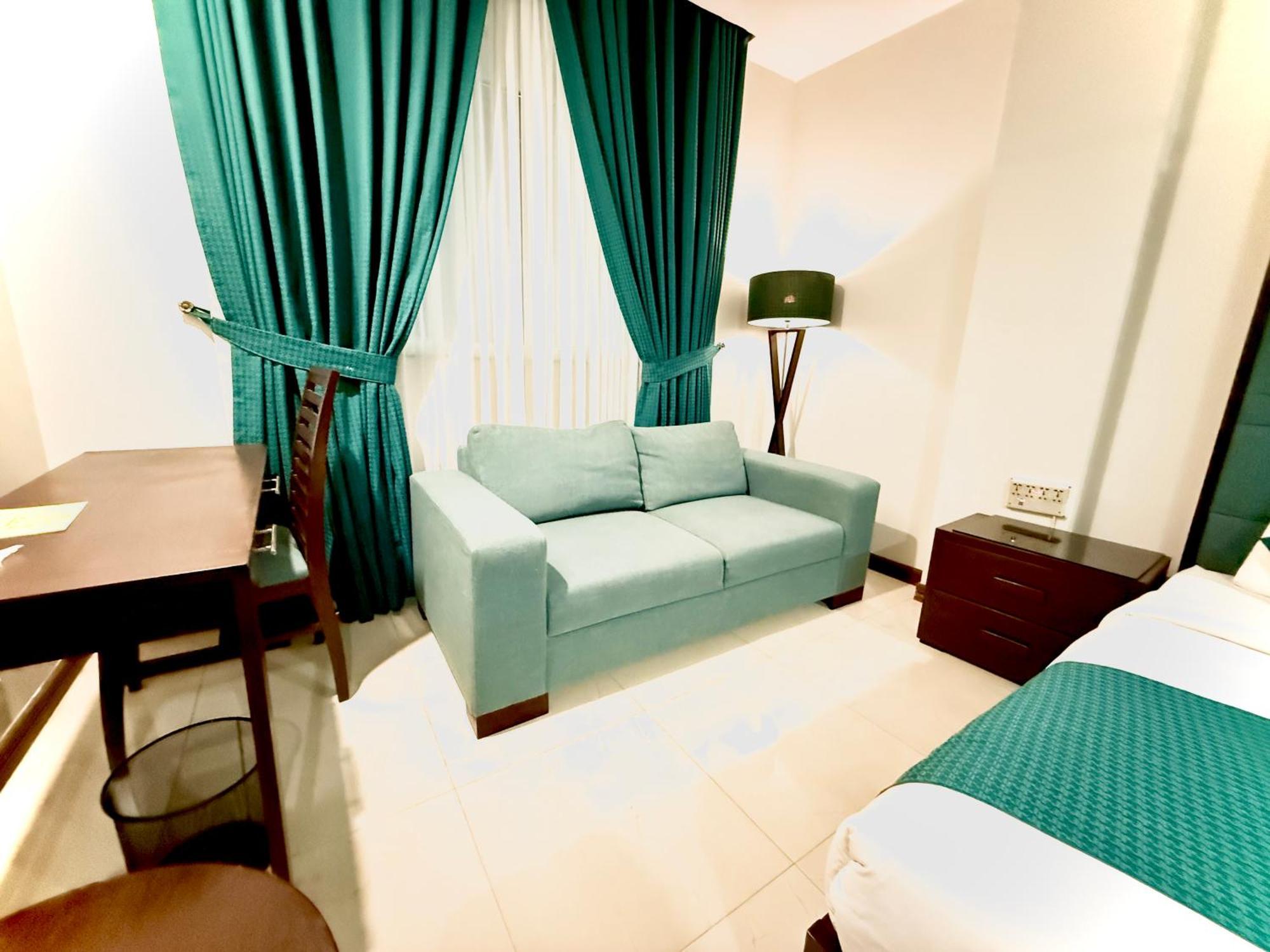 Atlas Hotel 伊斯兰堡 外观 照片